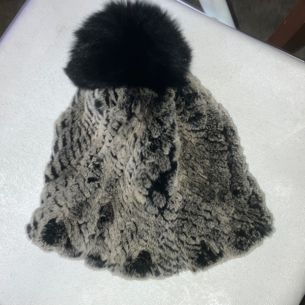 Elegant Black and Gray Fur Pom-Pom Hat